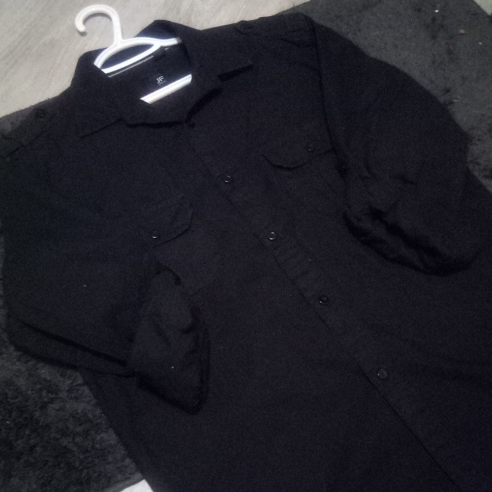 A Men's Buttondown